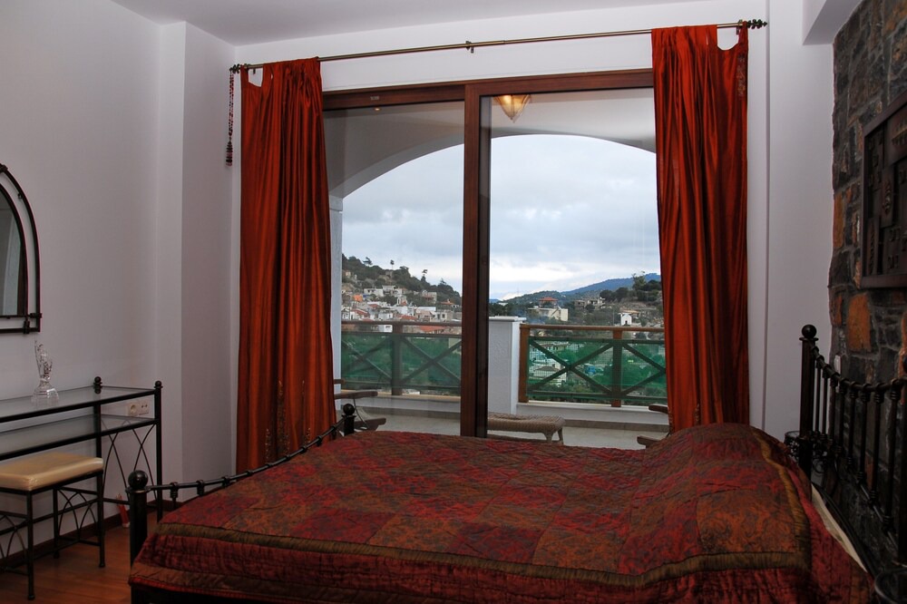 Photo of Bedroom in Prina