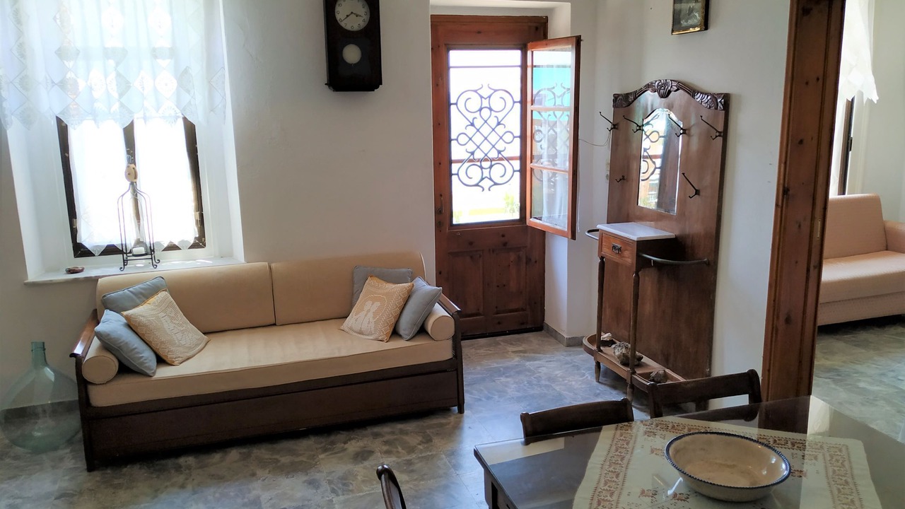 Photo of Livingroom in Eresos-Antissa