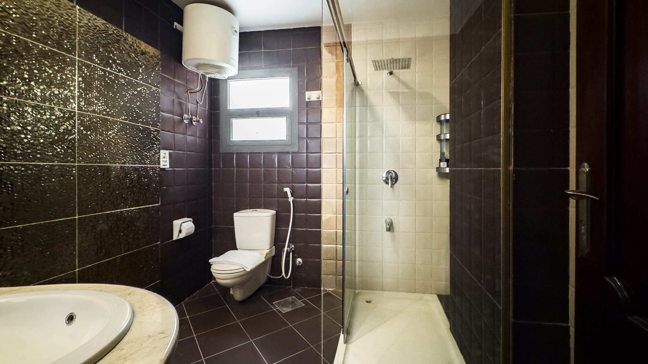 Photo of Bathroom in Taqseem Laselky