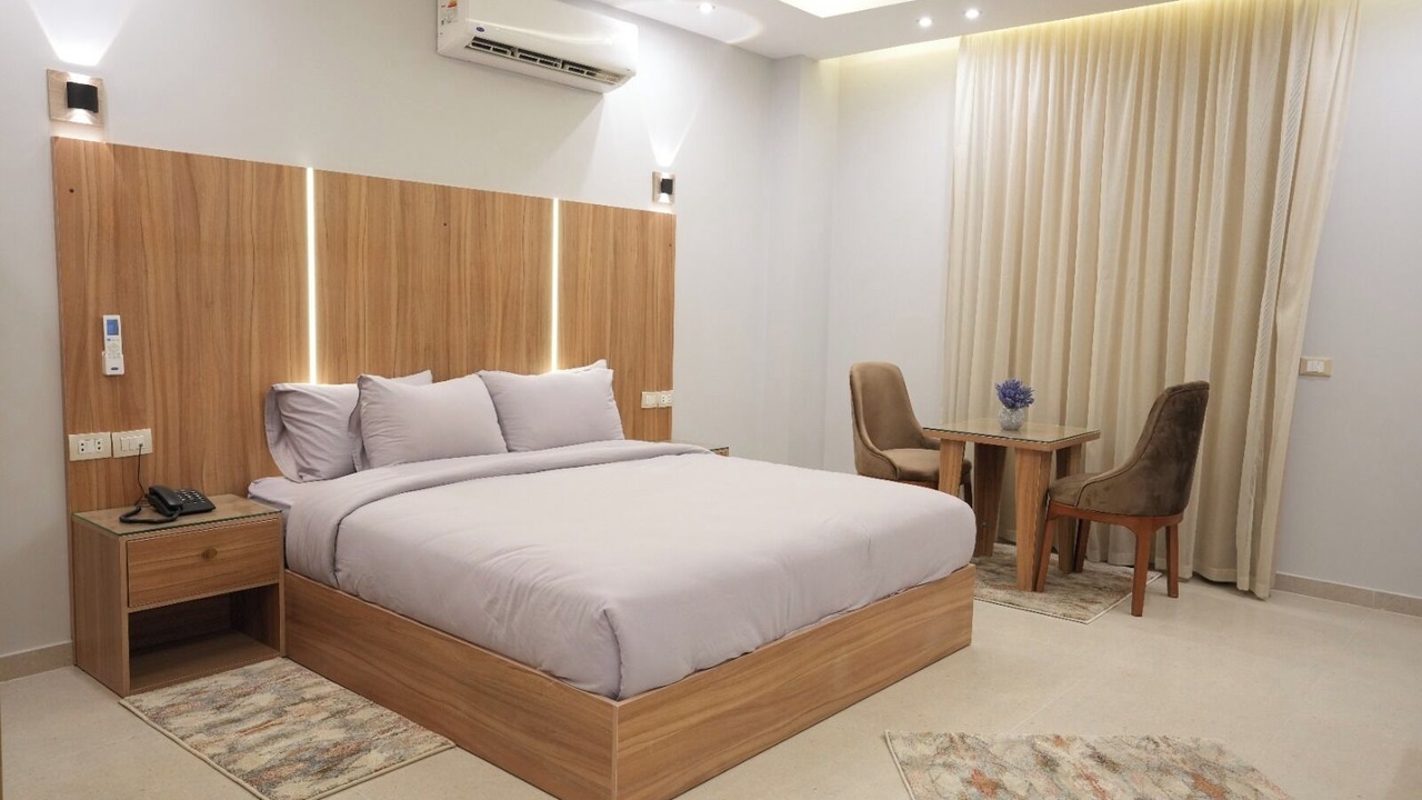 Photo of Bedroom in Sheikh Zayed City