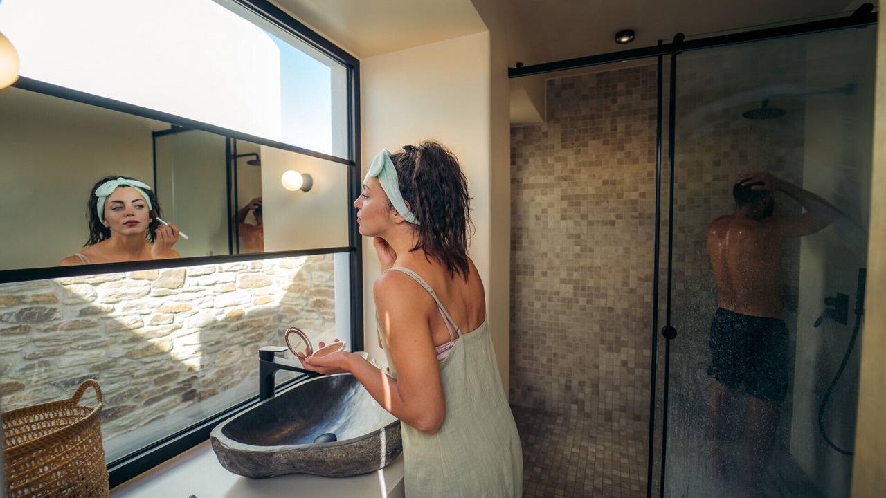 Photo of Bathroom in Ios
