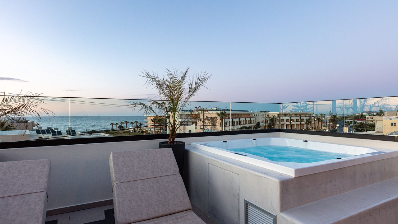 Photo of Patio Balcony in Adelianos Kampos