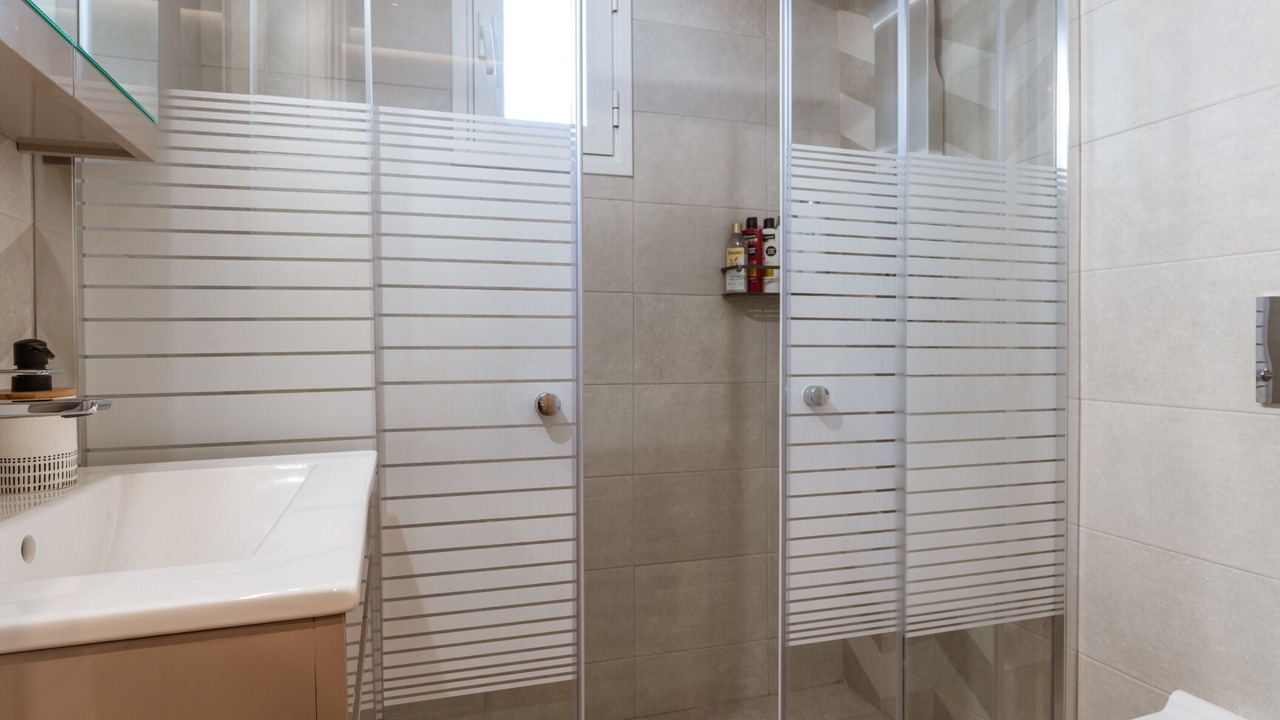 Photo of Bathroom in Agios Ioannis