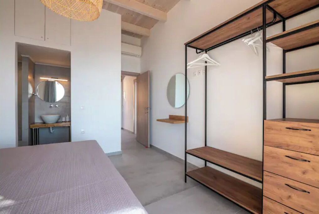 Photo of Bedroom in Limeniskos