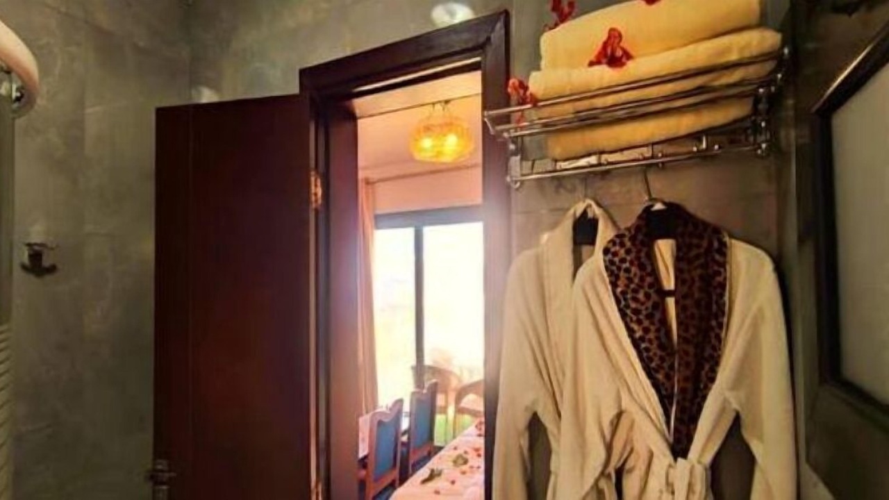 Photo of Bedroom in Ash-Sharq