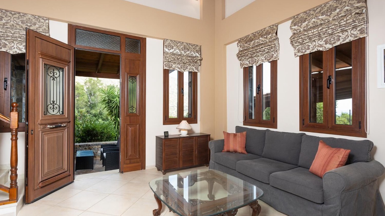 Photo of Livingroom in Elounda