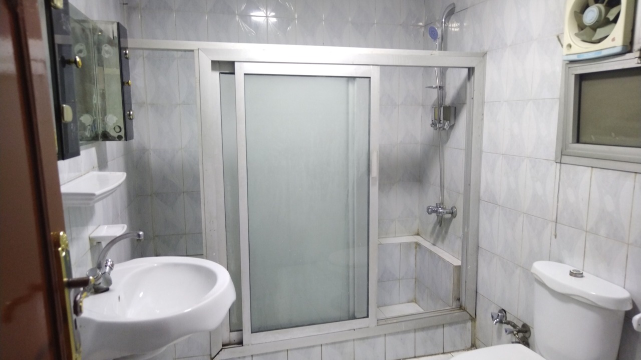 Photo of Bathroom in Al Haram