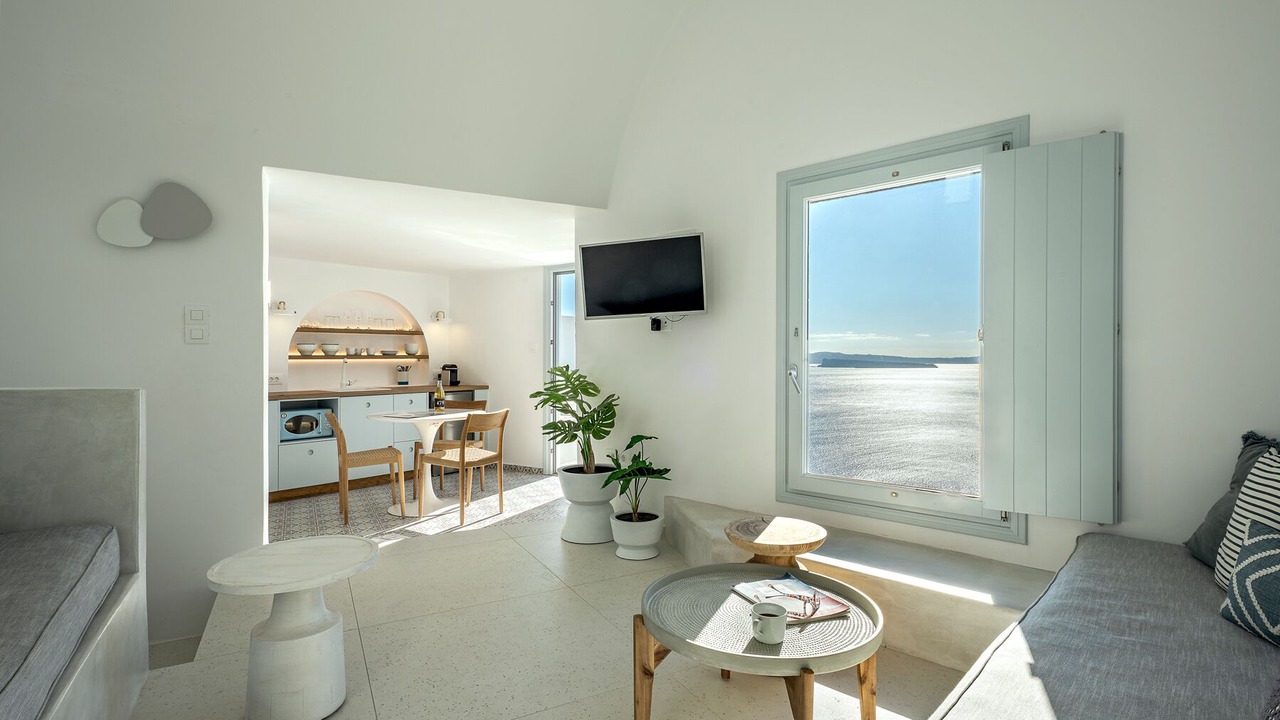 Photo of Bedroom in Oia