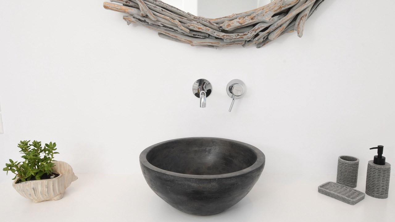Photo of Bathroom in Plintri