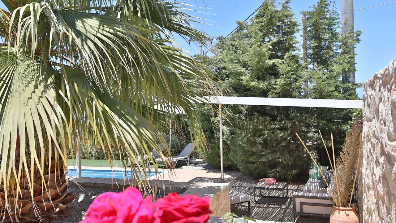 Photo of Outdoor in Adelianos Kampos