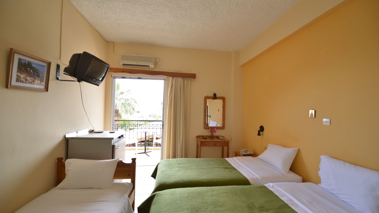Photo of Bedroom in Sarakiniko