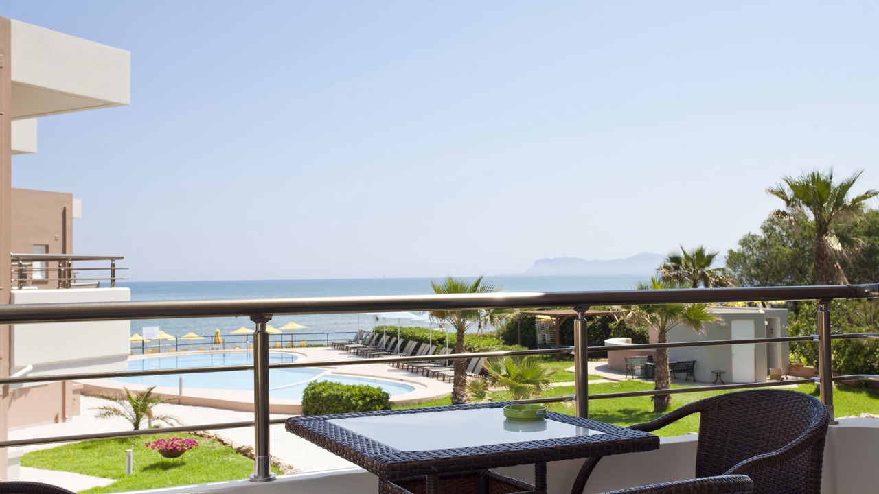 Photo of Patio Balcony in Kato Stalos