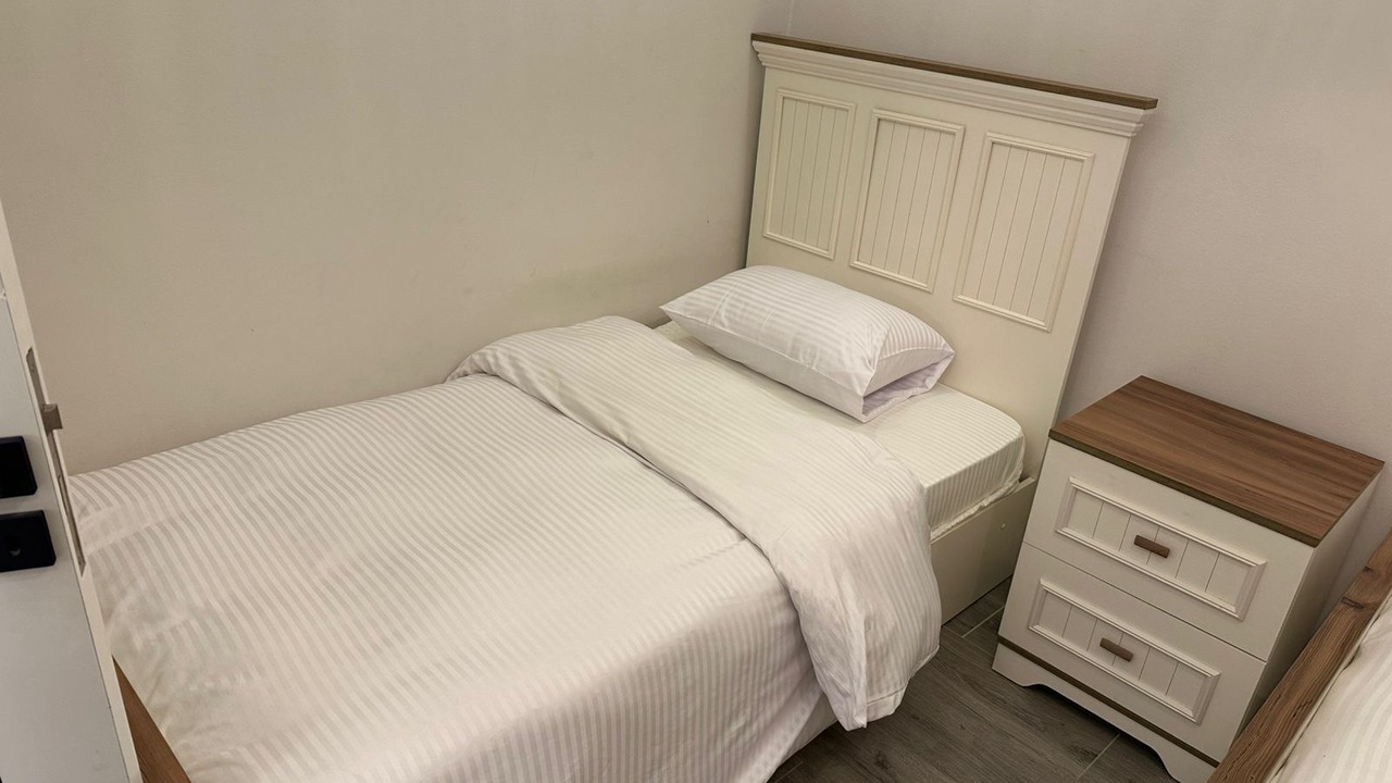 Photo of Bedroom in Ar-Raml 1