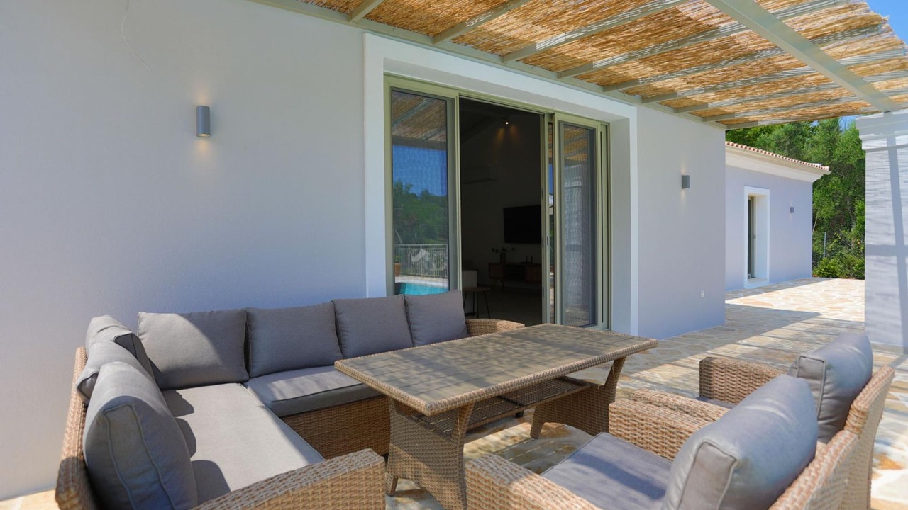 Photo of Patio Balcony in Petaleia