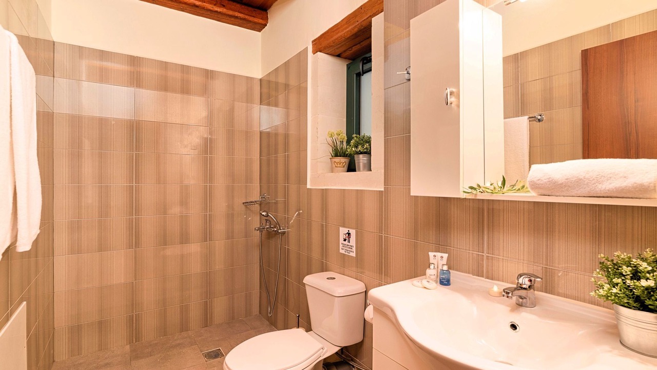 Photo of Bathroom in Mathes