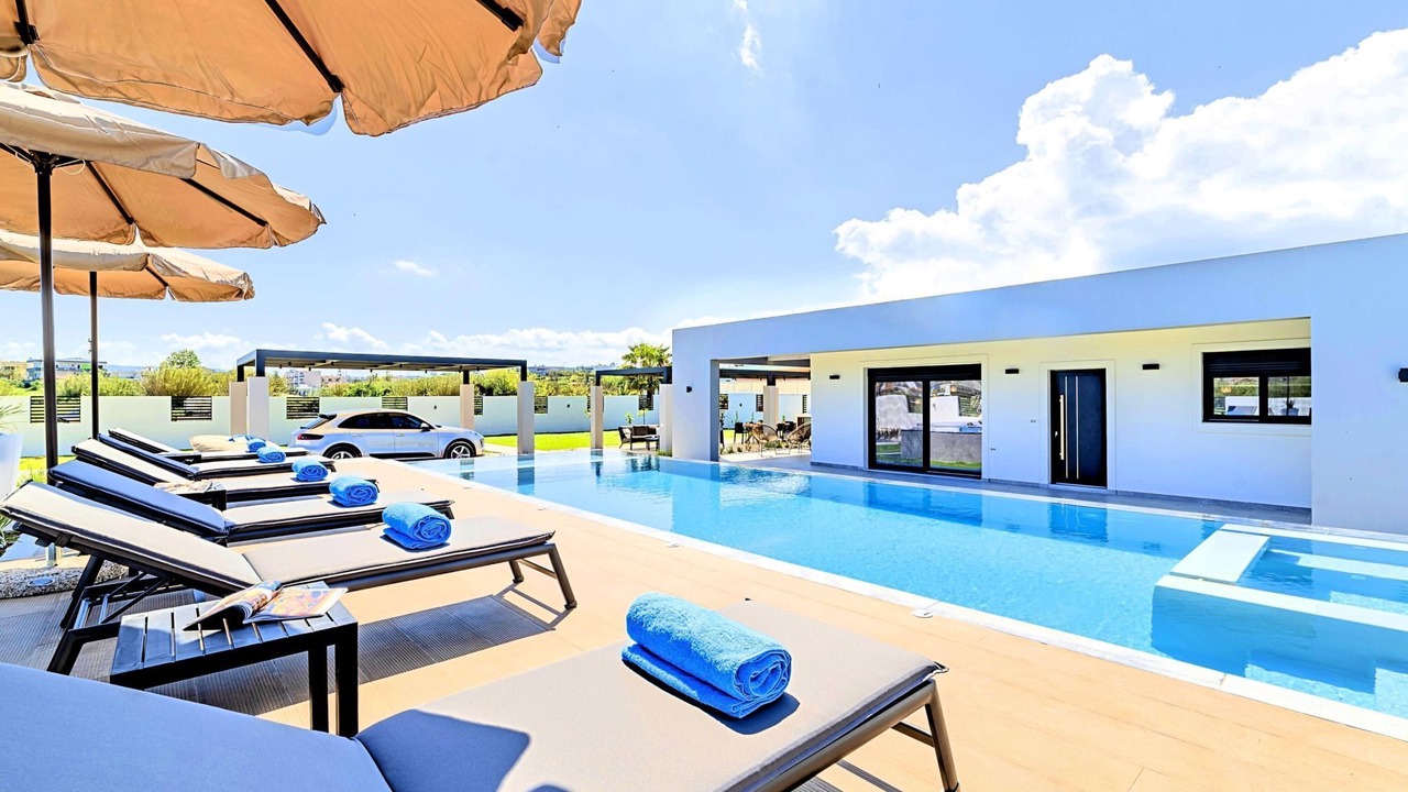 Photo of Outdoor in Kavros