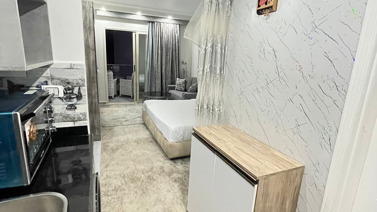 Photo of Bedroom in Corniche Road-Dahar