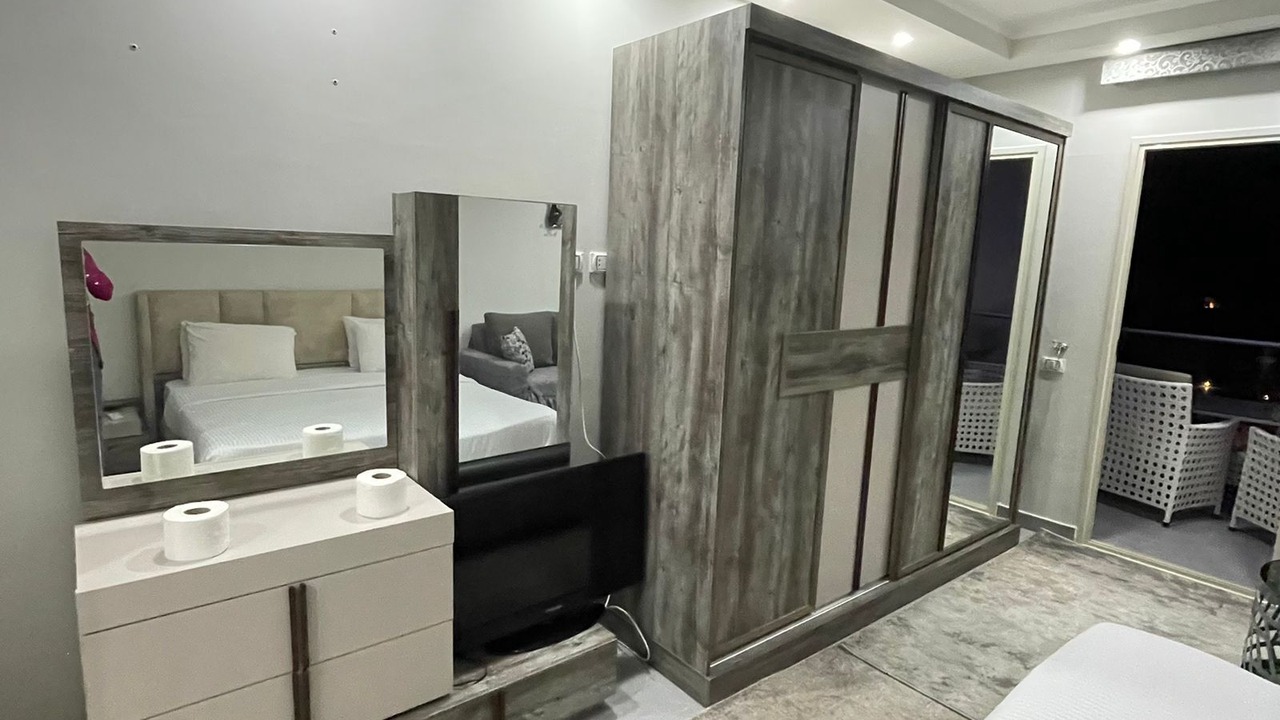 Photo of Bedroom in Corniche Road-Dahar