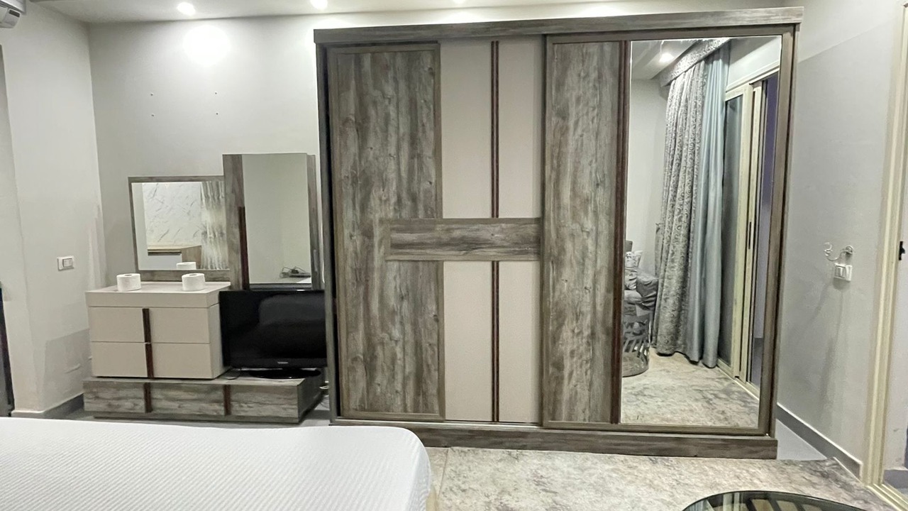 Photo of Bedroom in Corniche Road-Dahar