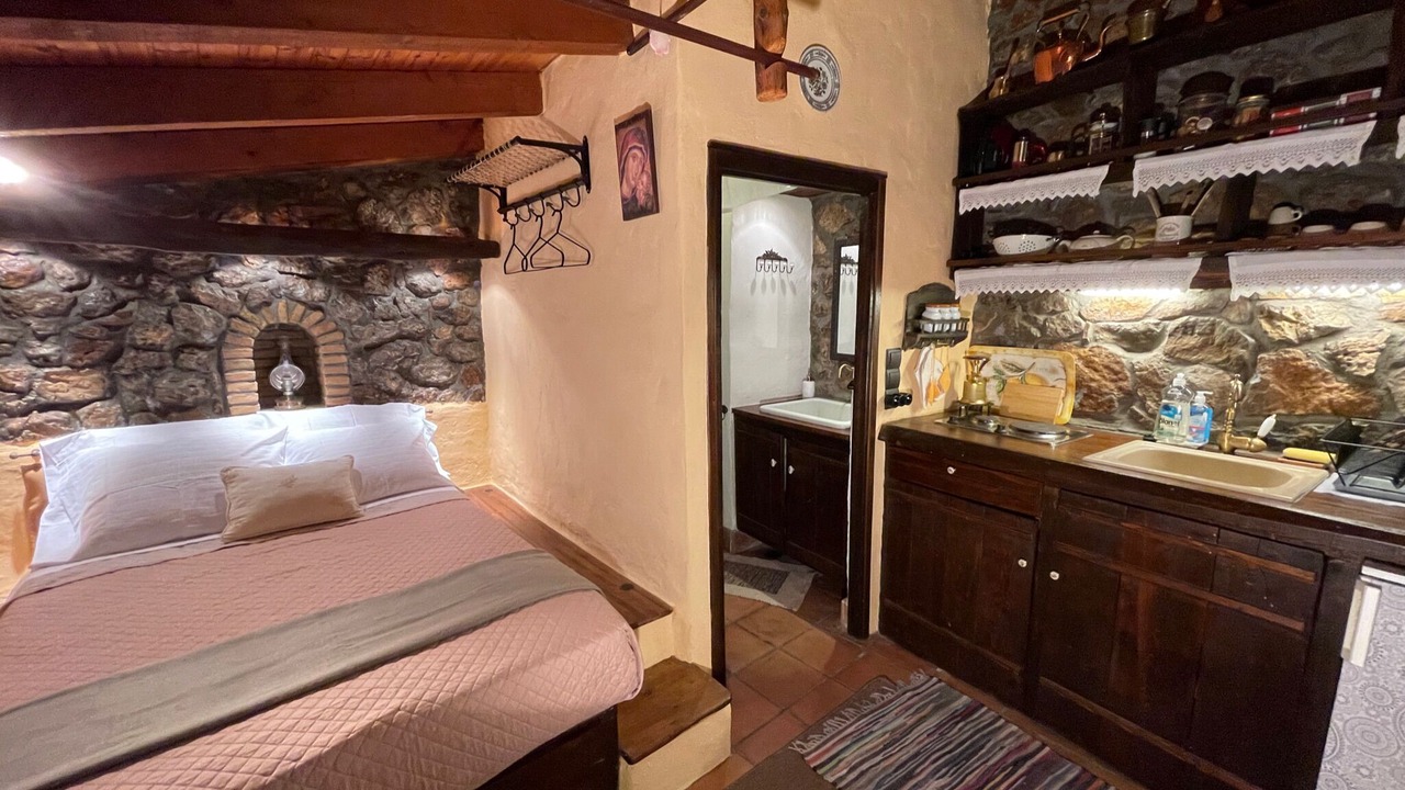 Photo of Bedroom in Lilaia