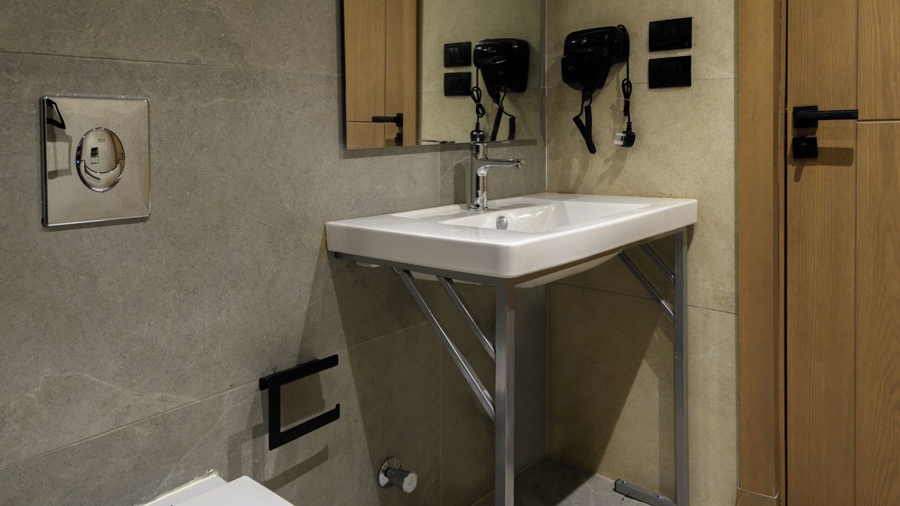 Photo of Bathroom in Downtown Cairo