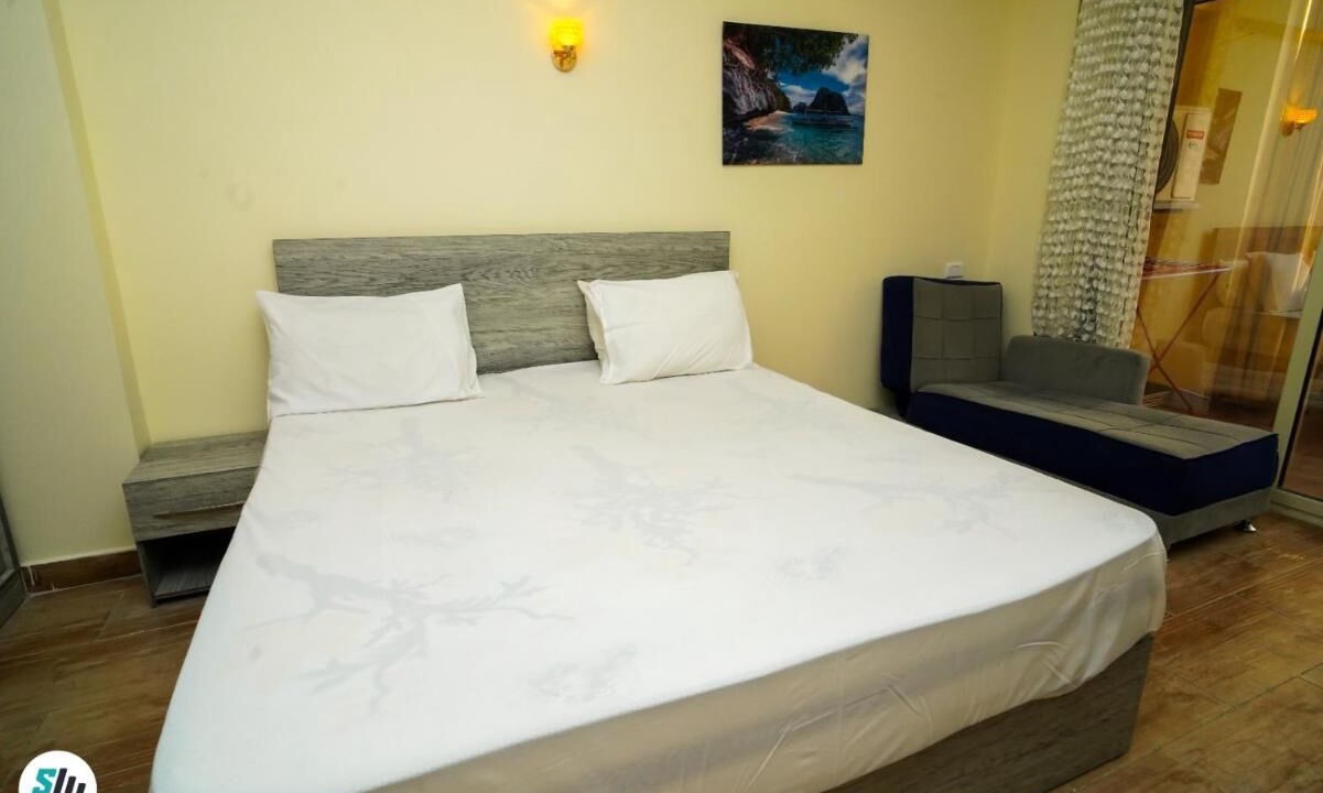 Photo of Bedroom in Corniche Road-Dahar