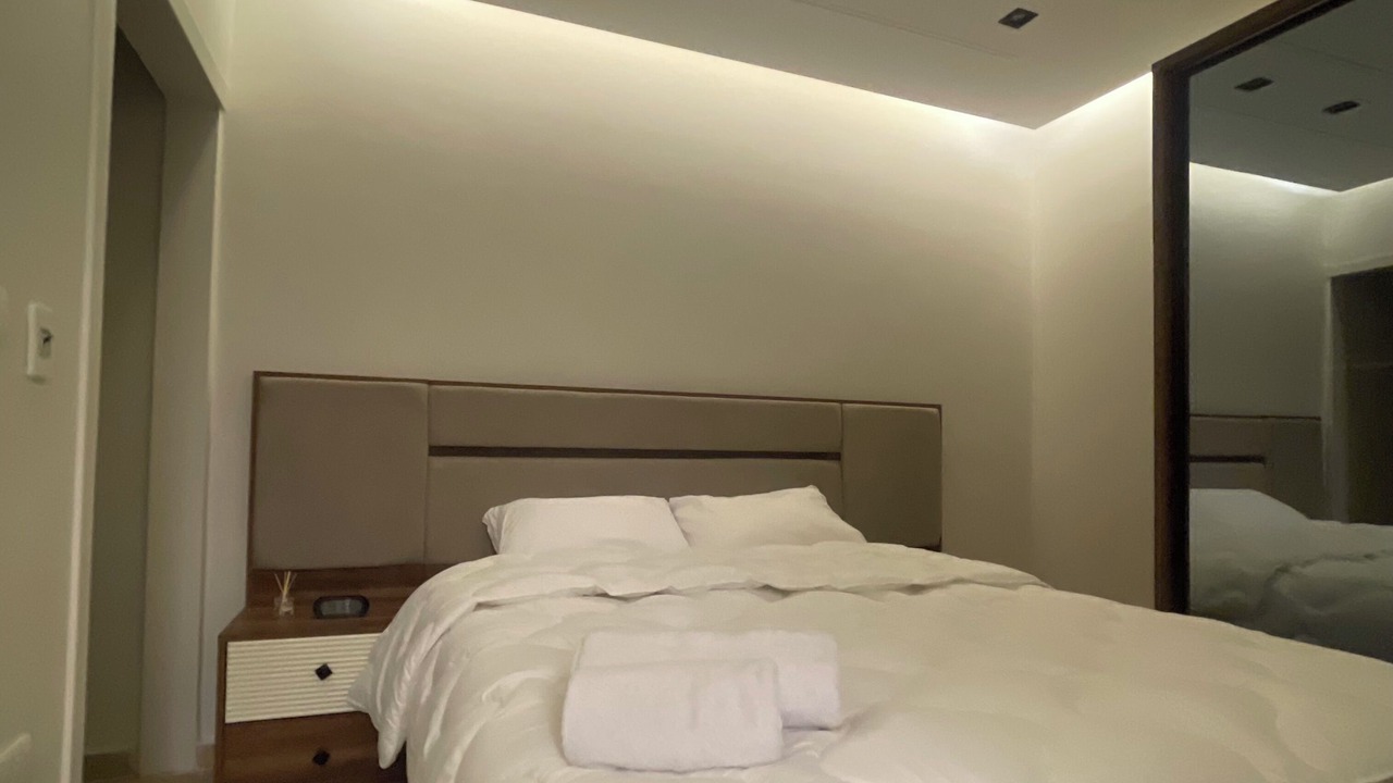 Photo of Bedroom in Pyramids Gardens
