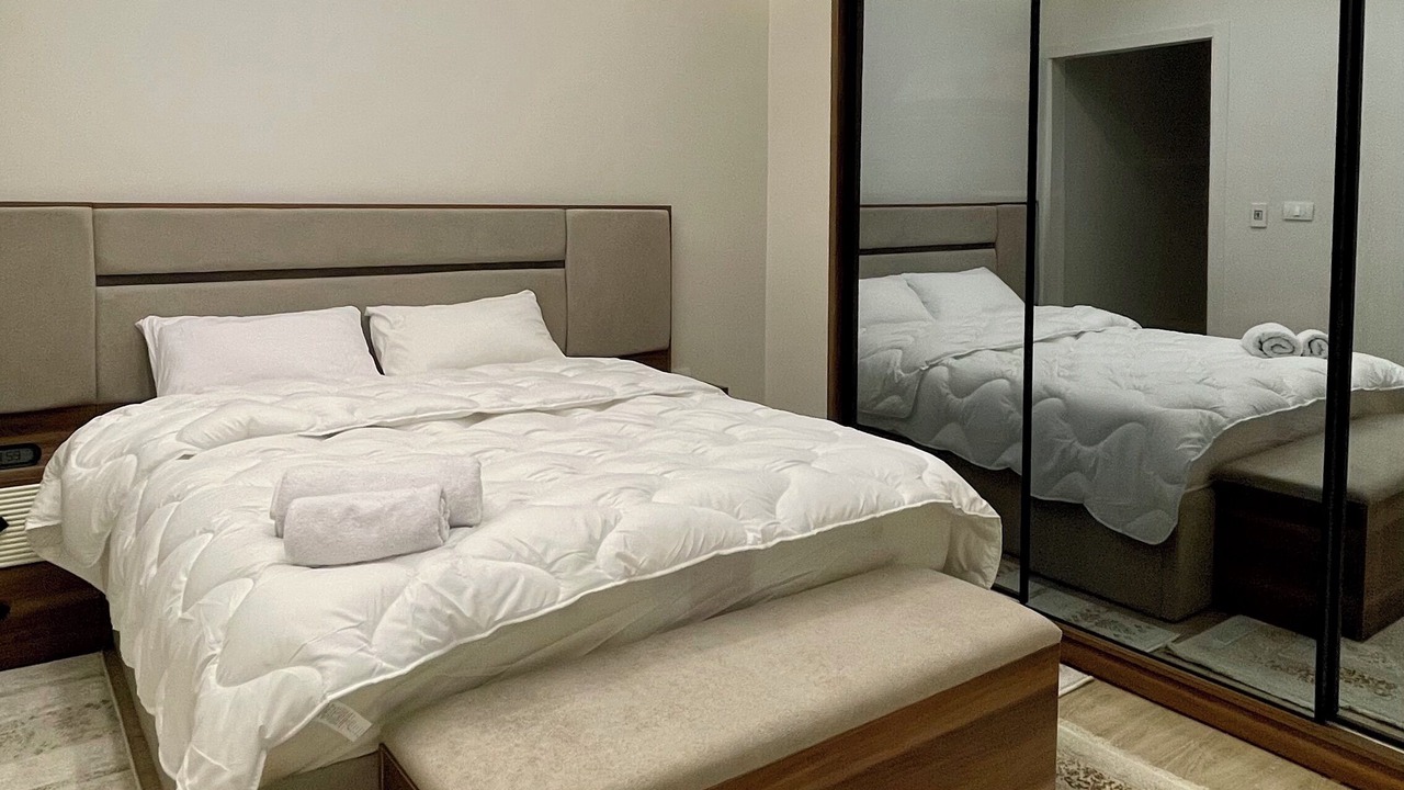 Photo of Bedroom in Pyramids Gardens
