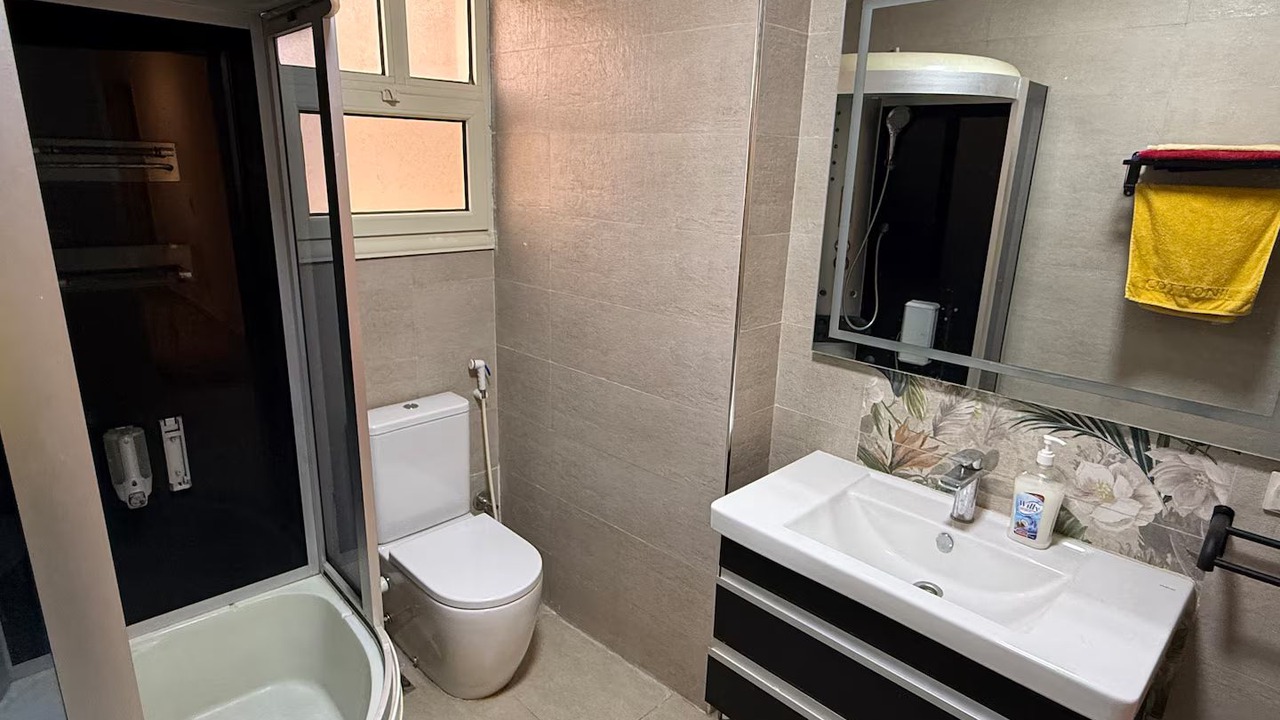 Photo of Bathroom in Al Duqqi