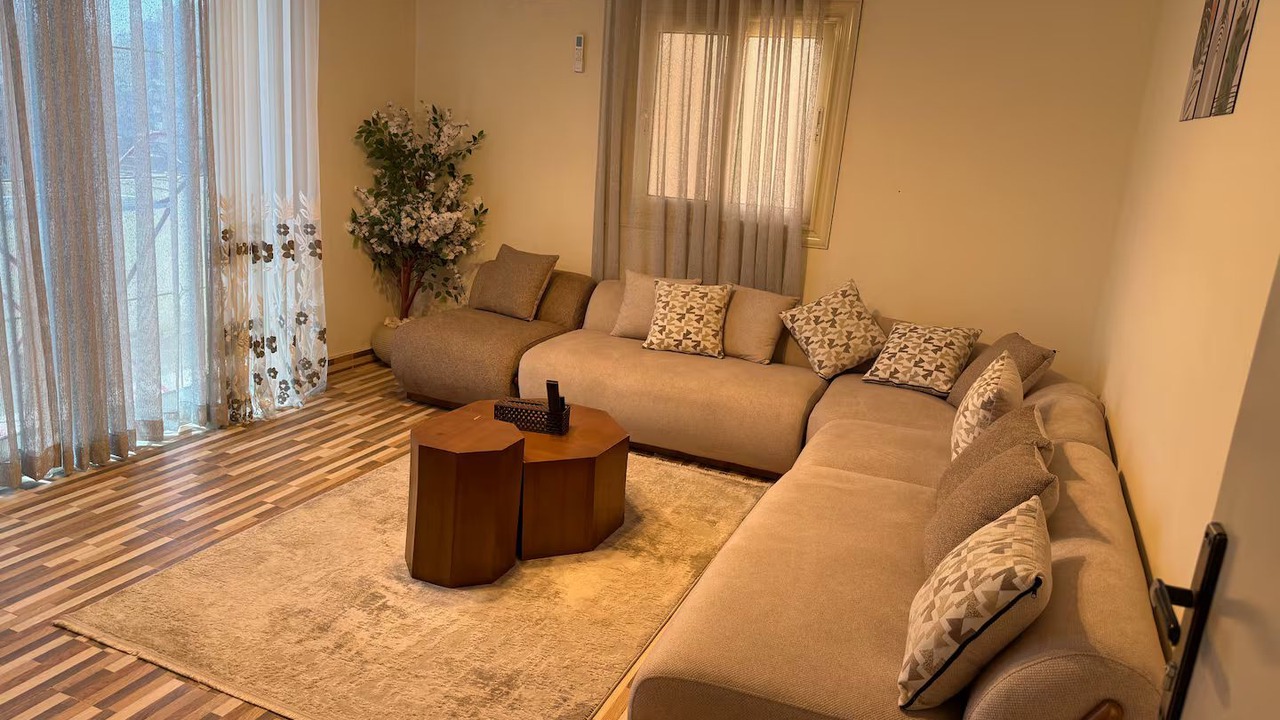 Photo of Livingroom in Al Duqqi