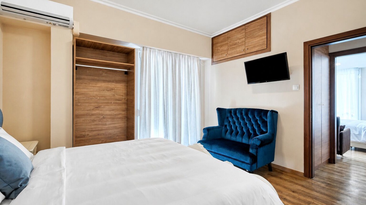 Photo of Bedroom in Neos Kosmos