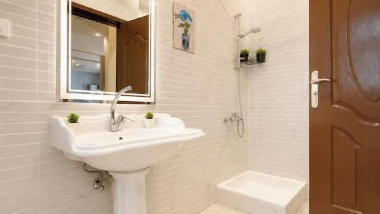 Photo of Bathroom in Sheikh Zayed City