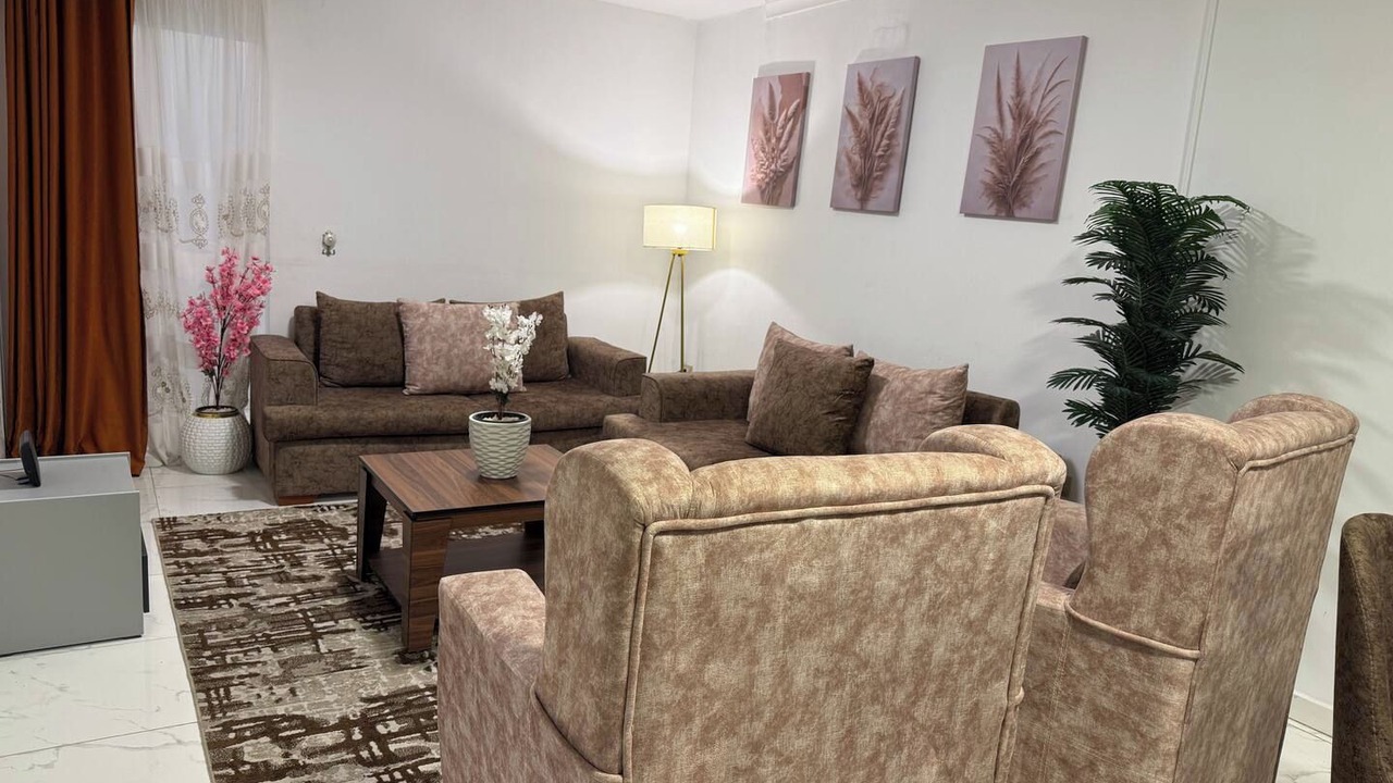 Photo of Livingroom in Al Duqqi