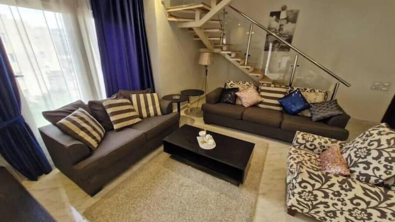 Photo of Livingroom in The 5th Settlement