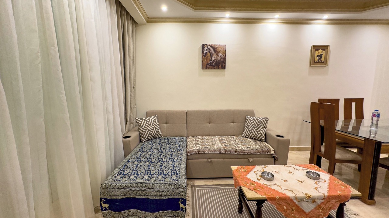 Photo of Livingroom in Sheikh Zayed City