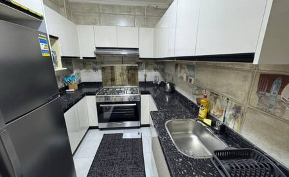 Photo of Kitchen in Sheikh Zayed City
