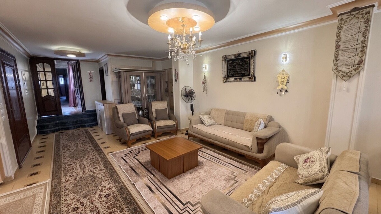 Photo of Livingroom in Al Duqqi