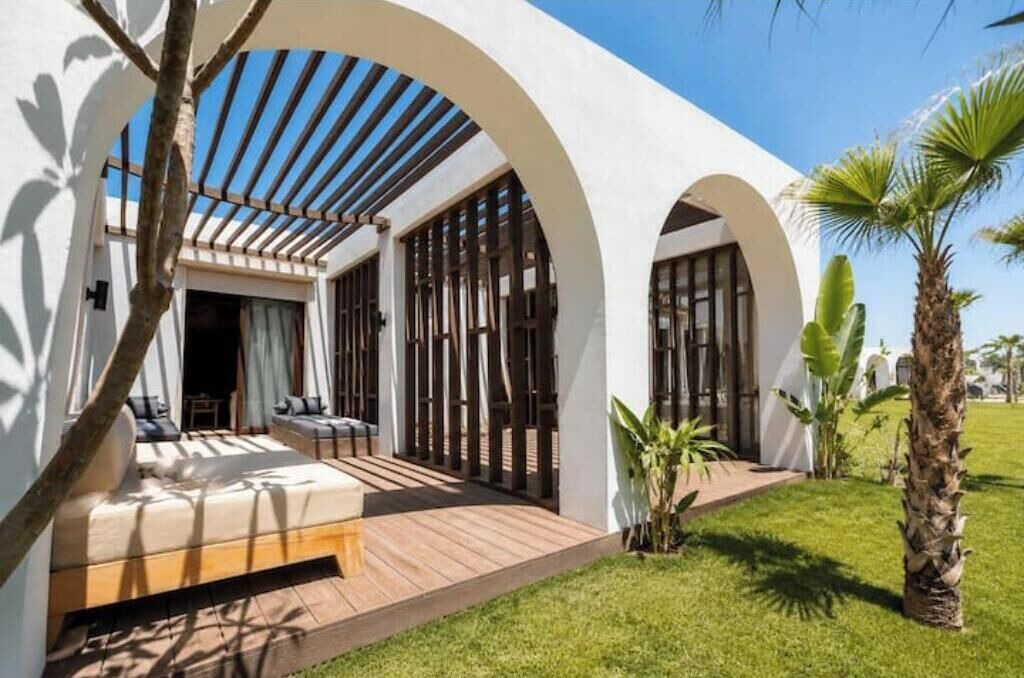 Photo of Patio Balcony in Al Alamayn