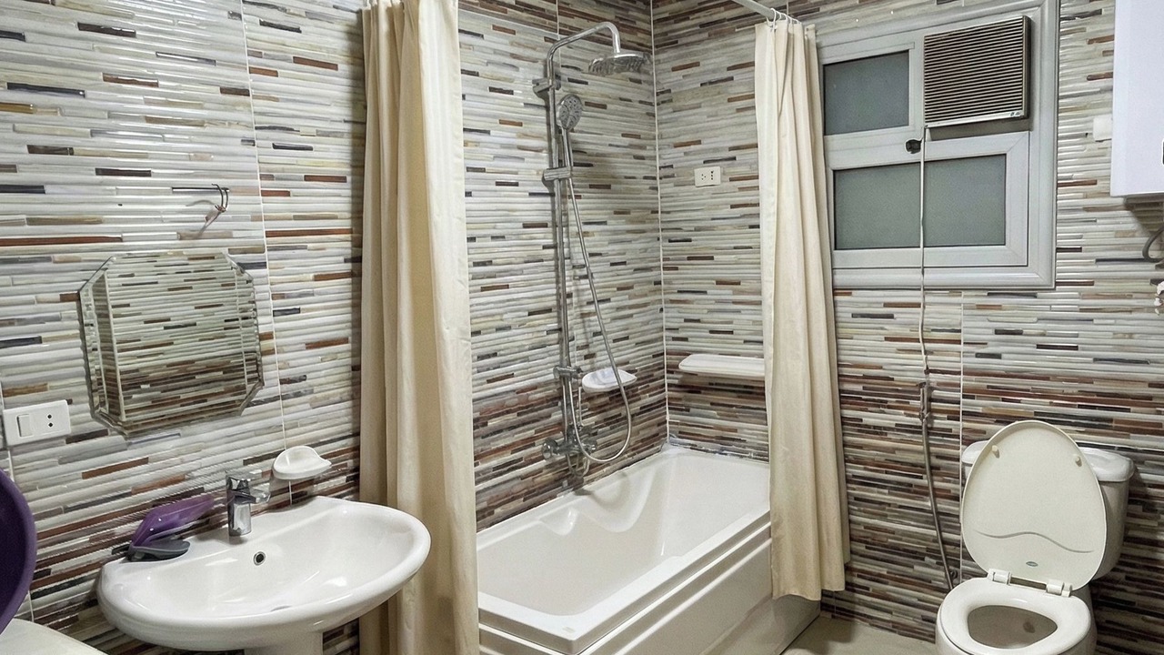 Photo of Bathroom in Downtown Cairo
