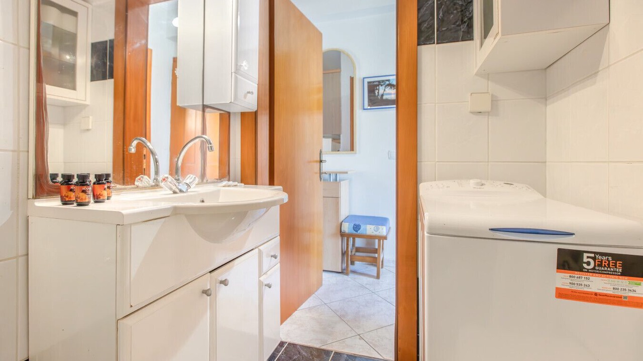 Photo of Bathroom in Kallithea