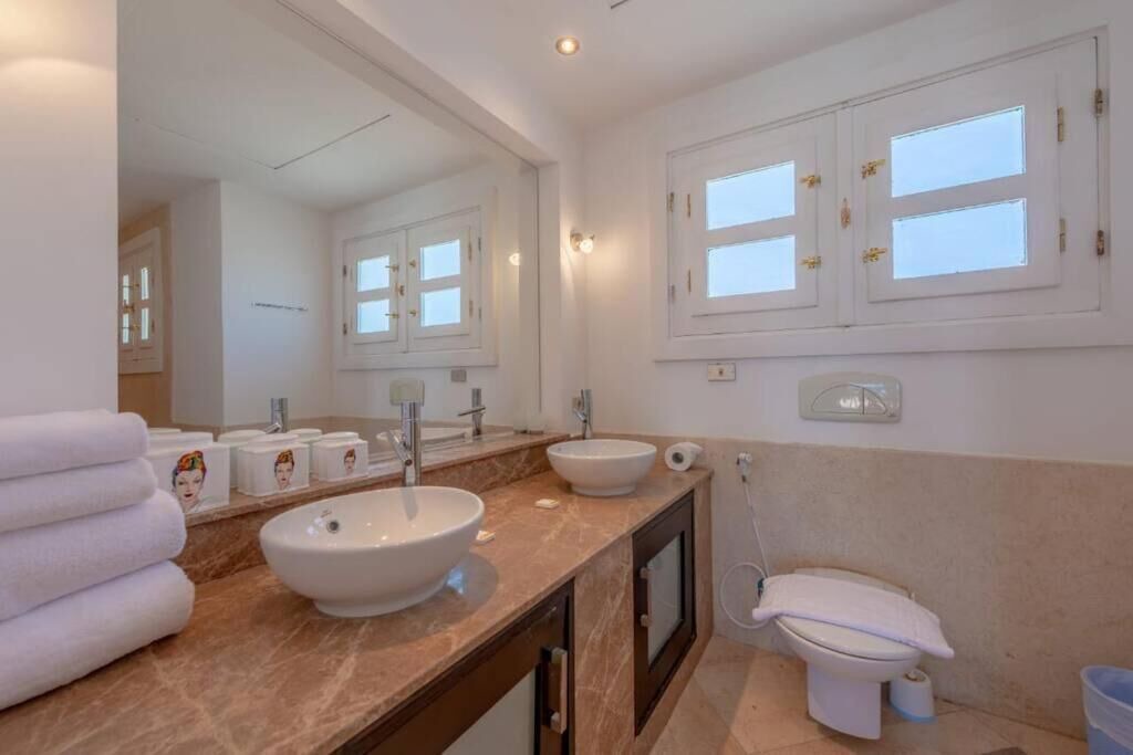 Photo of Bathroom in Dahar