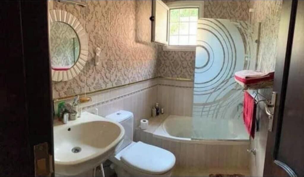 Photo of Bathroom in Iking Maryut