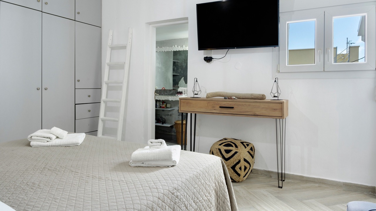 Photo of Bedroom in Imerovigli