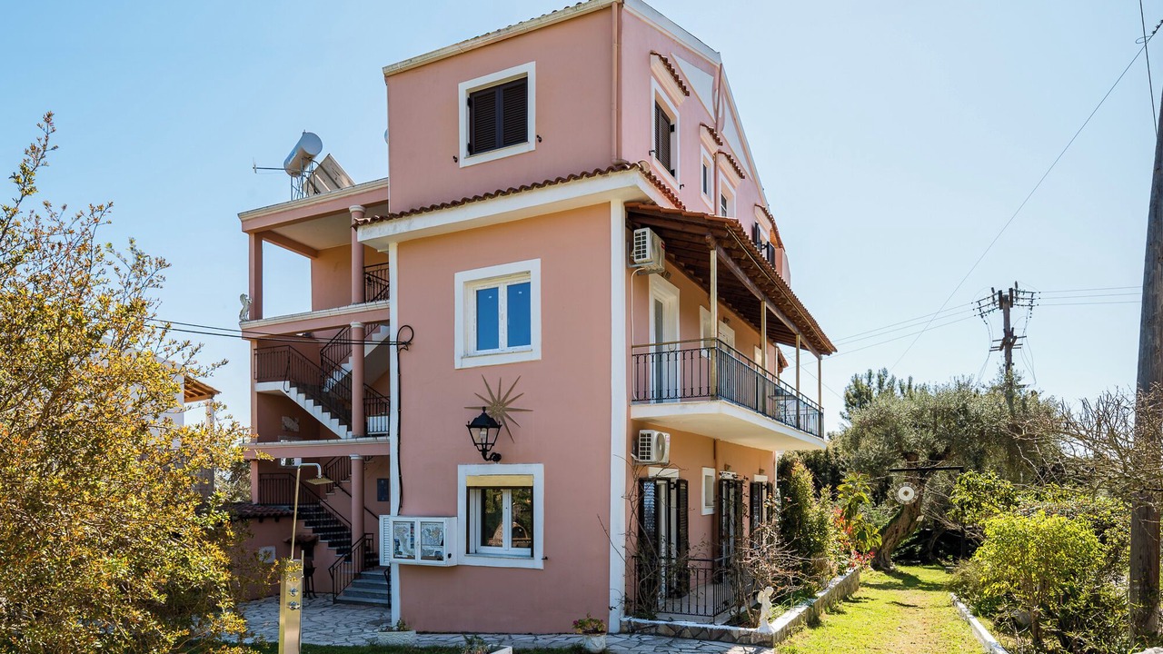 Photo of Outdoor in Dassia