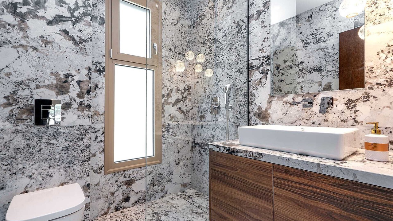 Photo of Bathroom in Asgourou