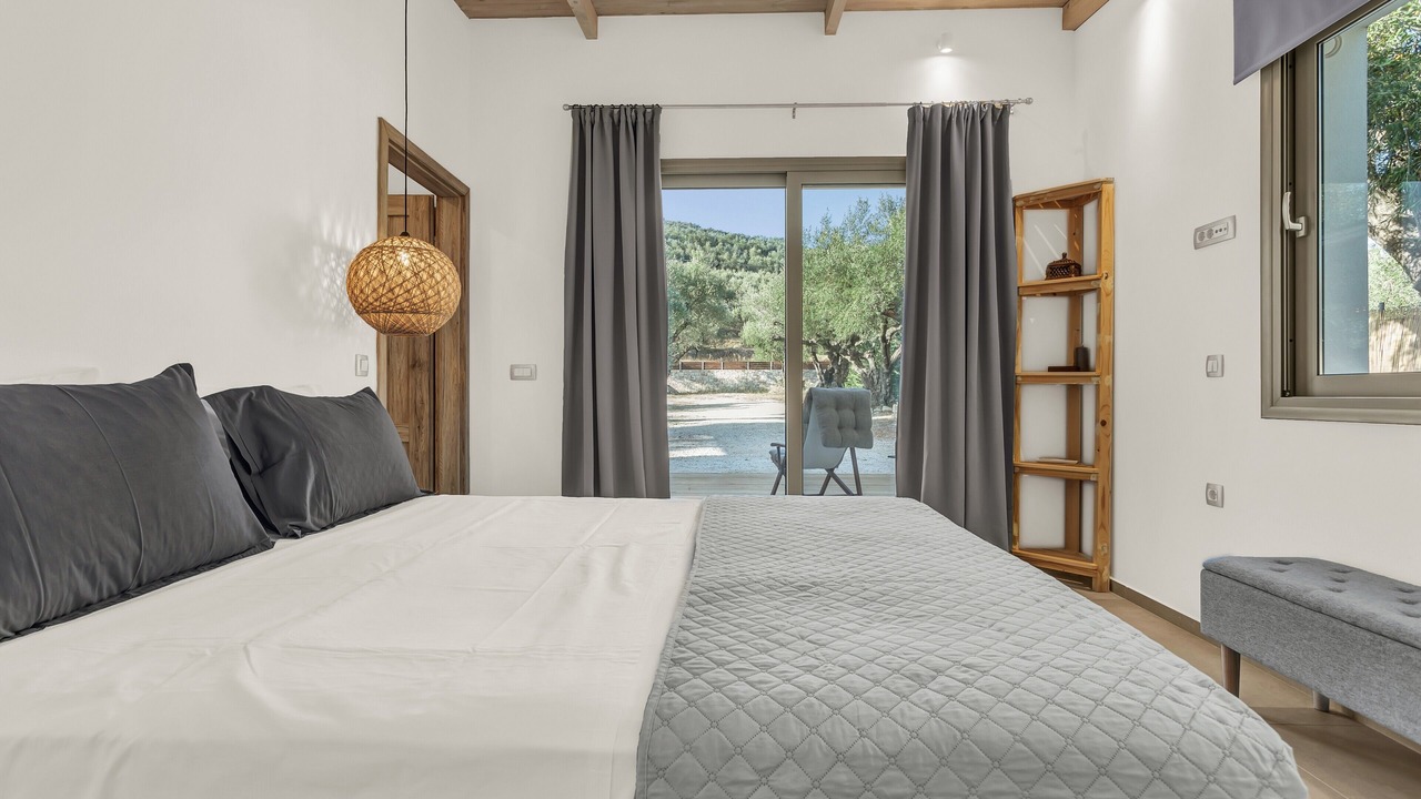 Photo of Bedroom in Alikanas