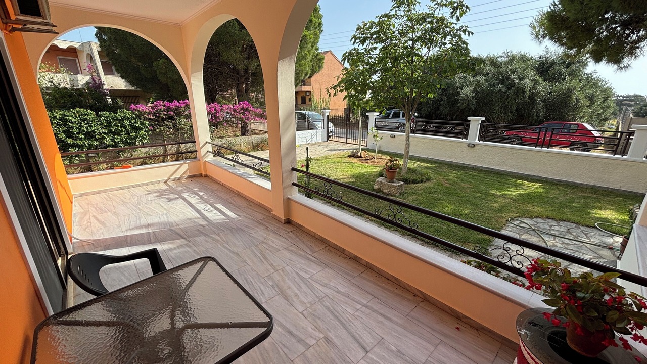 Photo of Patio Balcony in Mytikas