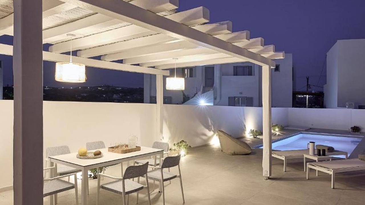Photo of Outdoor in Adamas