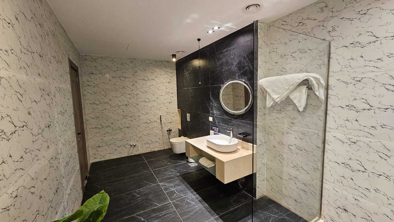 Photo of Bathroom in Sheikh Zayed City
