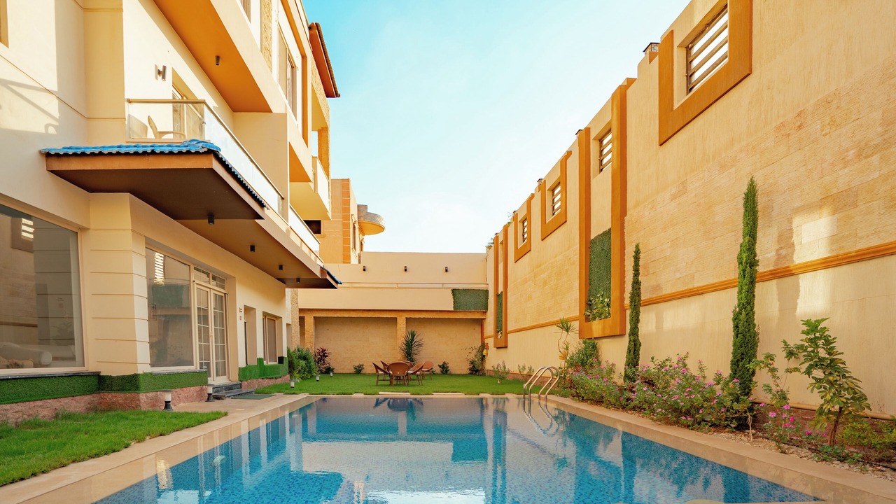 Photo of Outdoor in Sheikh Zayed City